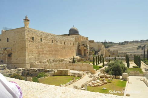 View of Masjid al-Aqsa from the Jewish quarter. 